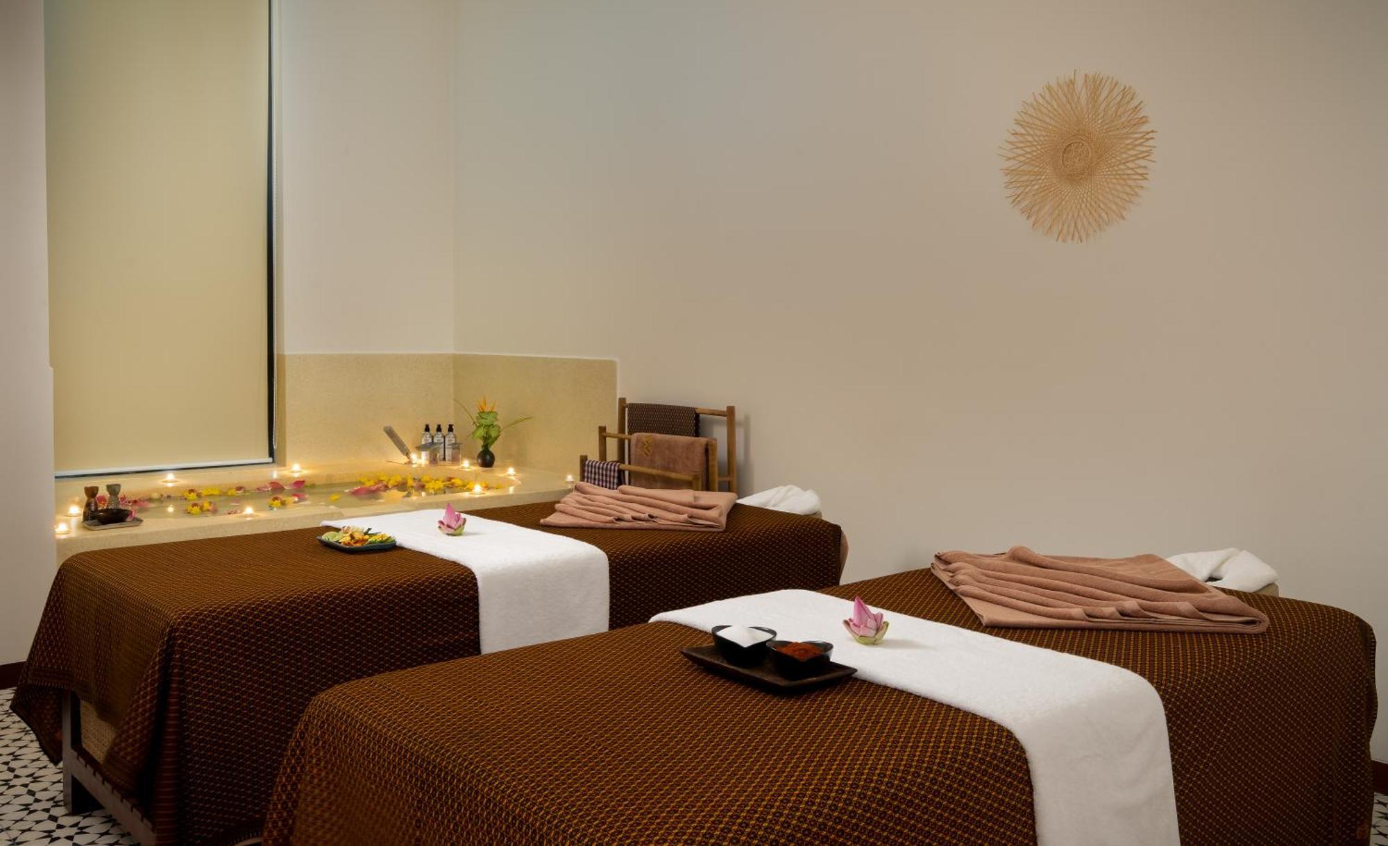 Waka Villa Private Pool Resort & Spa - Adults Only Siem Reap Exteriör bild